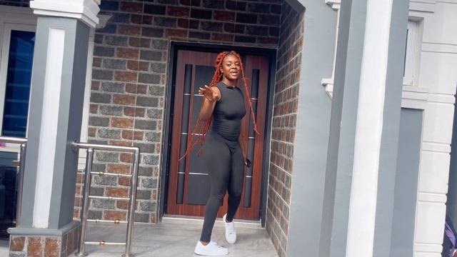 Simple AMAPIANO Dance Moves For Beginners | AMAPIANO Dance Moves | Dance Tutorial