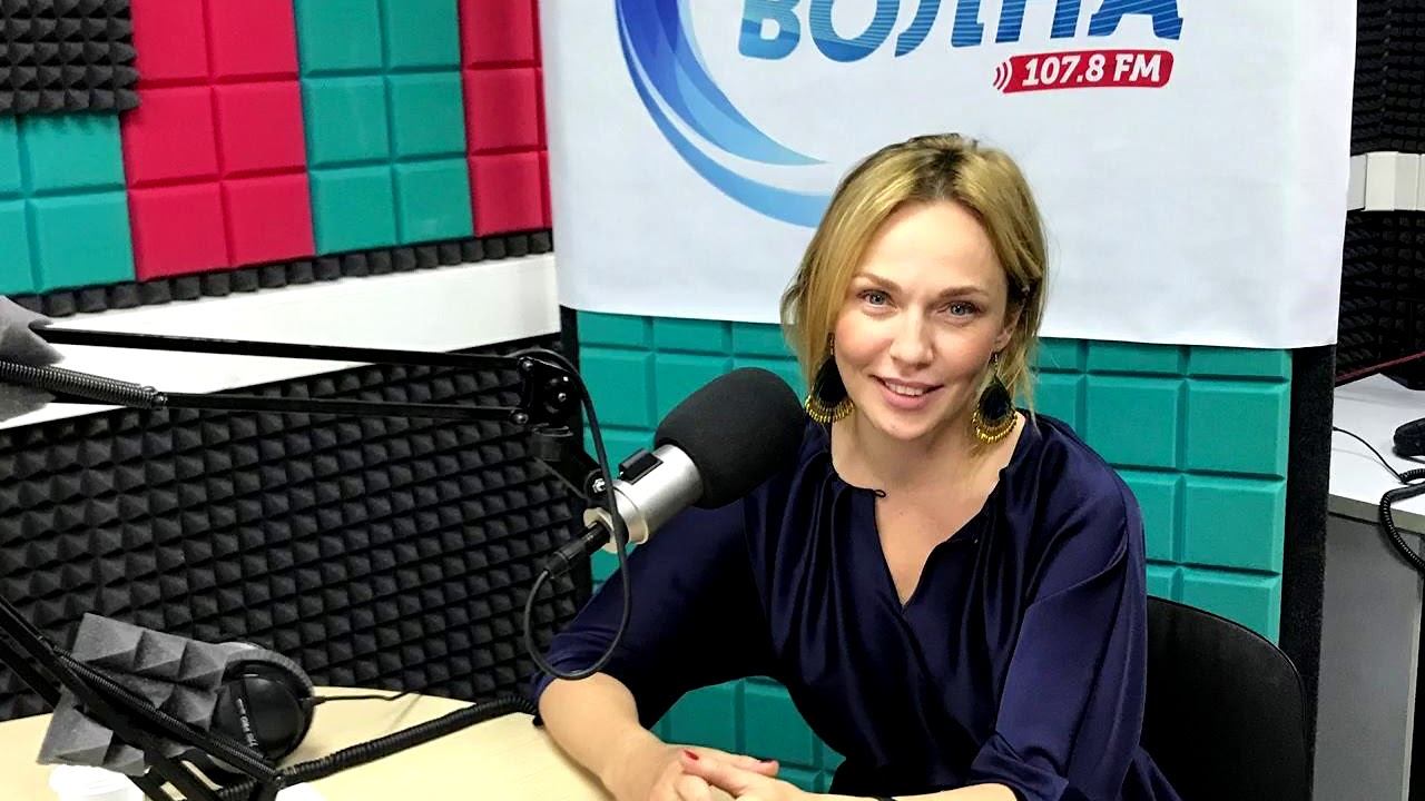 Альбина Джанабаева в шоу 