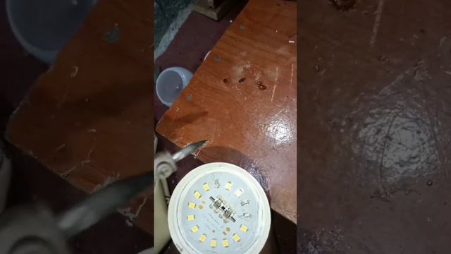 old led bulb ? repair Karne Ka tarika you tube channel technical workerz please subscribe now ? смотреть онлайн