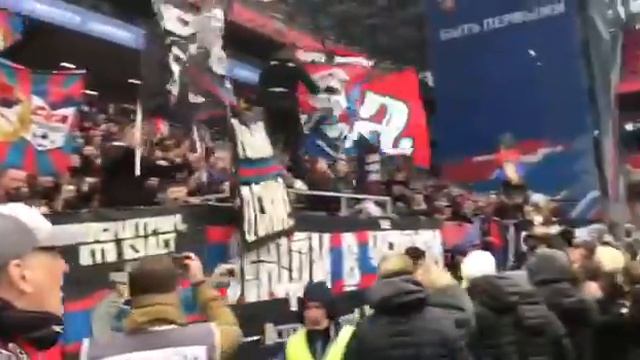 ЖФК ЦСКА и армейские фанаты. смотреть онлайн