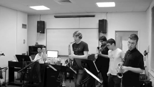 Berklee Bass Night Application смотреть онлайн