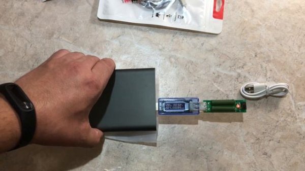 Powerbank Yoobao A2 20000 мАч Graphite