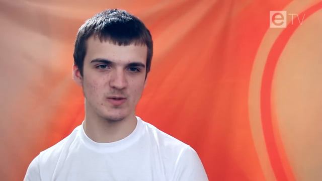 Танцует, поет, пишет музыку, организовывает... смотреть онлайн