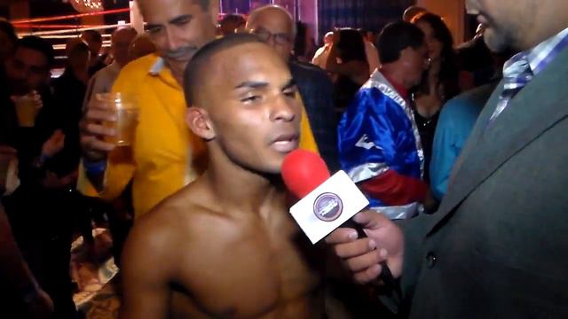 "BOMBA" GONZALEZ HABLA DESPUES DE SU DERROTA ANTE SEGURA смотреть онлайн