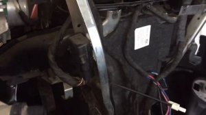 Volkswagen поло ,заклинили заслонки печки? Ремонт !