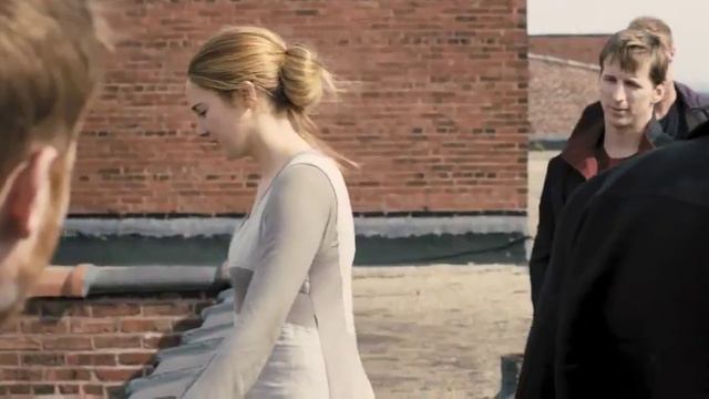 Дивергент / Divergent / 2014 / Есть В Качестве DVD