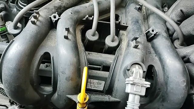 Renault Twingo (CN02)_Change Ignition Coil & Sparkplugs