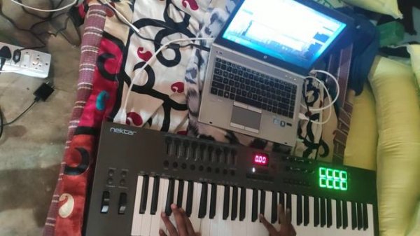 keyboard playing 🎹🎹