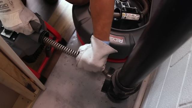 How To Use the RIDGID® K-5208 Sectional Drain Cleaner смотреть онлайн