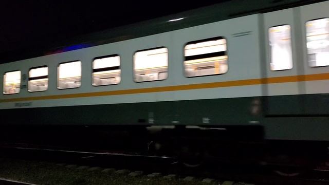 Встреча двух электричек смотреть онлайн