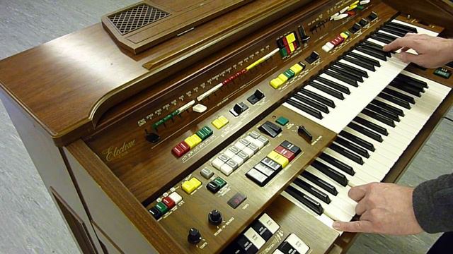Yamaha C605 Electone Organ Improvisation смотреть онлайн