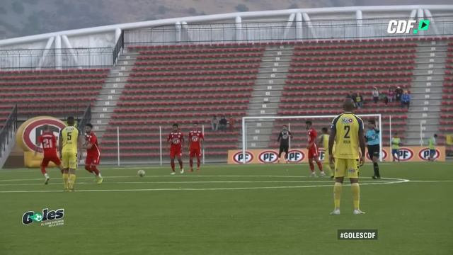 ¡La Otra Cámara siguió a un pequeño hincha Cementero, fanático de Marcelo Larrondo! смотреть онлайн