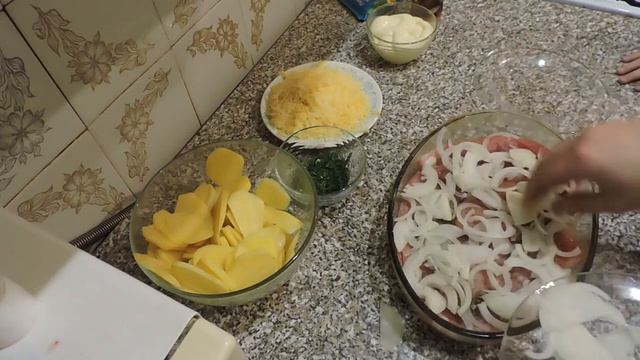 Картошка по-французски в духовке с мясом смотреть онлайн
