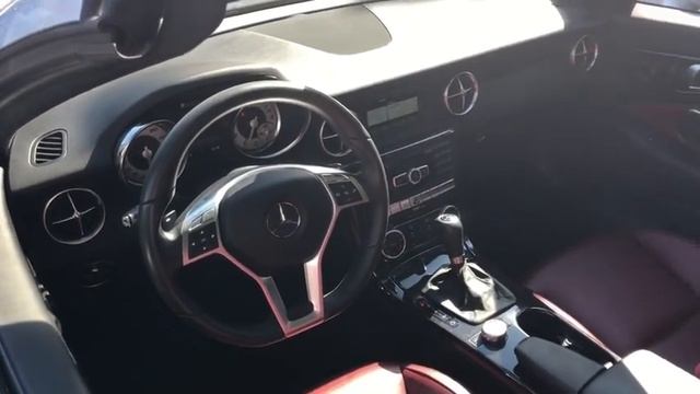 2015 Mercedes Benz SLK 250 Roadster смотреть онлайн