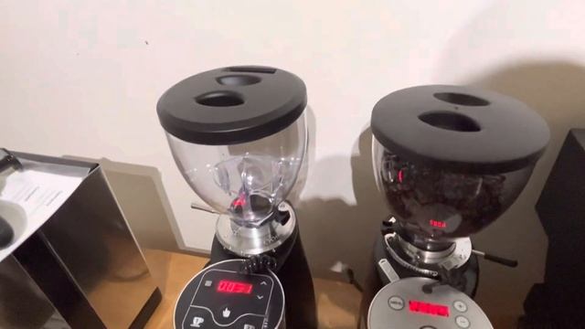 Mazzer Mini Electronic New Model Vs Old Model