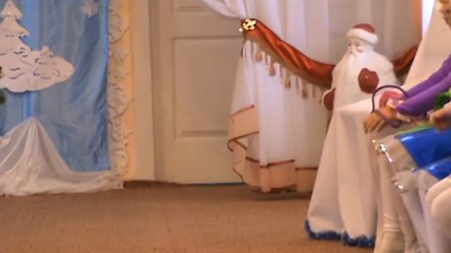 Новогодний утренник ч. 1 Маша 27.12.2016 Павлоград д/с Ладушки смотреть онлайн