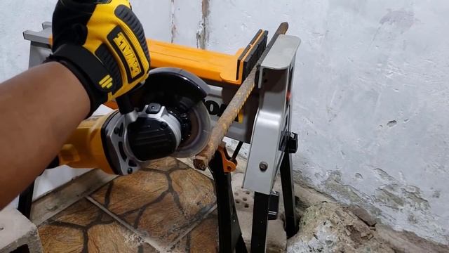 Essa Eu Gostei Demais - Esmerilhadeira Dewalt 20v DCG412 смотреть онлайн