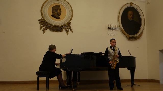 Георгий Ушаков. Вальс Петренко. 16.12.2015 смотреть онлайн