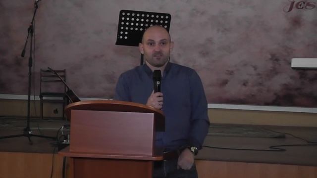"Разочарованные в Боге". Проповедует пастор Александр Мунтеану. Курск. смотреть онлайн
