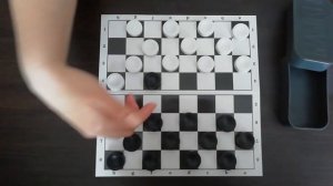 Научим детей играть в шашки