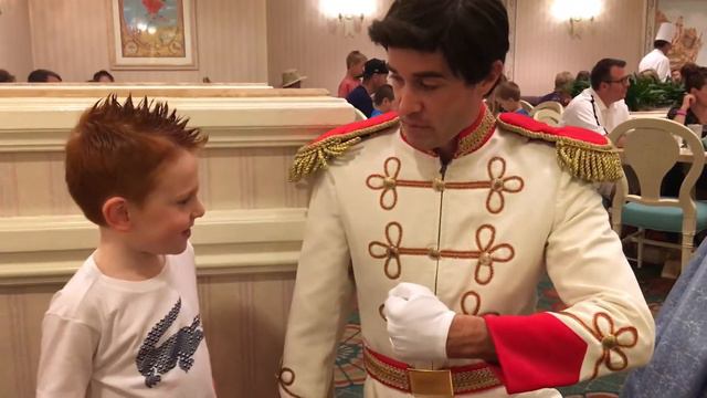 Walt Disney World October 2015 Trip:Quinn meets Prince Charming and talks hair gel! смотреть онлайн