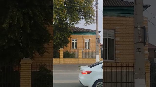 Архитектура Урюпинска. Центр Культуры и Храм Сергия Радонежского. смотреть онлайн