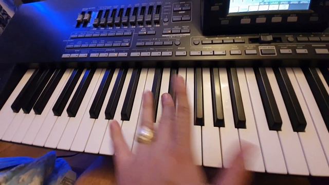 🎹Test Scarbee Bass Korg Pa3x 2019🎹 смотреть онлайн