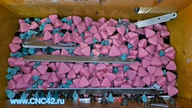 Галтовка деталей из алюминия после гидроабразивной резки