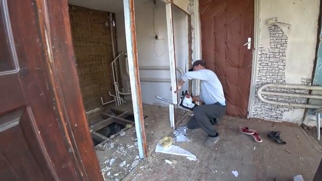 ВАННОЙ БОЛЬШЕ НЕТ \ ВКУСНЫЙ УЖИН \ ЗАСЫПАЕМ ПОГРЕБ \ ОН ЗА МНОЙ БЕГАЕТ смотреть онлайн