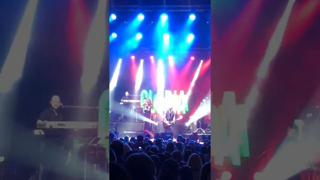 Umberto Tozzi Concert San Remo - Gloria (live)