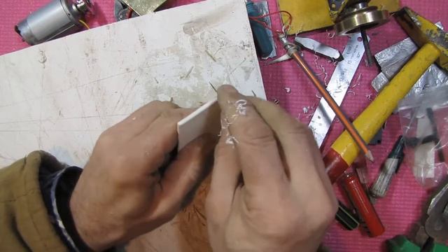 пошаговая инструкция для изобретения необычных самоделок из старого окна, принтера и батарейки смотреть онлайн