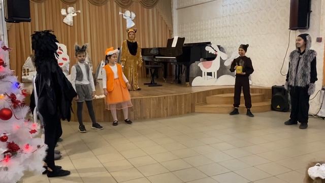 Новогодний праздник. Отделение "Раннее эстетическое развитие". 1 день. смотреть онлайн
