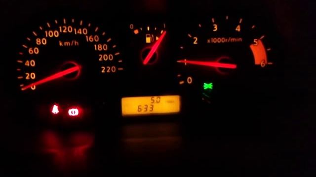 Nissan Note 1,5 DCI cold start -18. смотреть онлайн