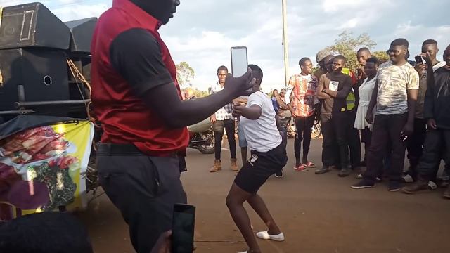 Migori Top female Dancer Ohangla смотреть онлайн