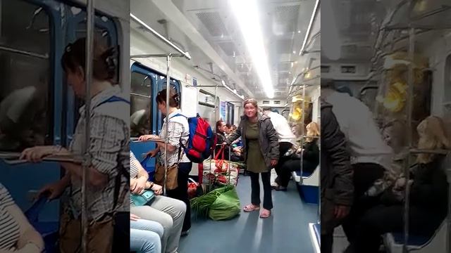 бабка колхозница в метро1 смотреть онлайн