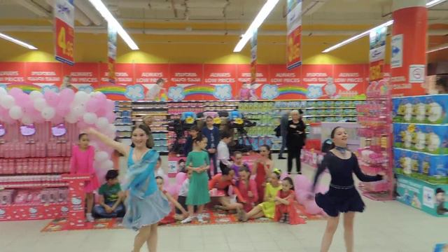 studia varskvlavebi- Baby Festival at Carrefour Georgia смотреть онлайн