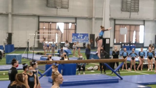 Level 8 Beam Routine Winter Classic смотреть онлайн