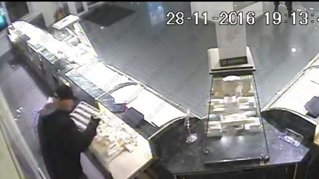 Ограбление салона «Адамас» в Петербурге 29.11.2016 смотреть онлайн