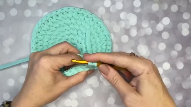 24 урок ВЯЖЕМ КОРЗИНКУ.Переход к стенкам смотреть онлайн