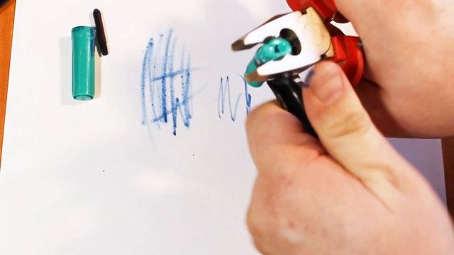 #ДиюДоктор Разбираем толстый маркер Что внутри? | Parsing the marker What's inside? смотреть онлайн