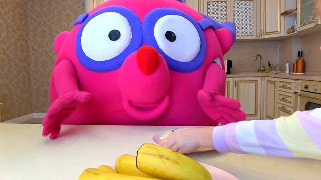 Funny Giant Toy and Stacy's Morning Routing смотреть онлайн