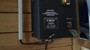 Как работает стабилизатор напряжения на 8квт.от 90V на 220V .#Resanta