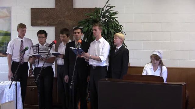 Юность светлая, весна ранняя.