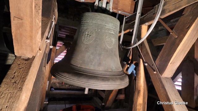 NEUWIED (D)-Feldkirchen, ev. Feldkirche, Geläutepräsentation (Turmaufnahme) смотреть онлайн