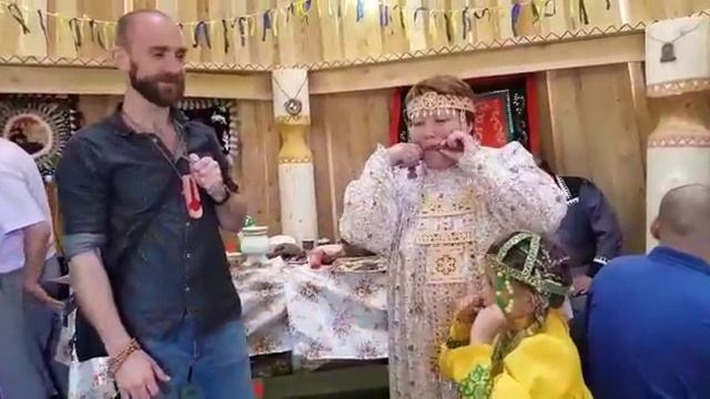 Хомус с американцем смотреть онлайн