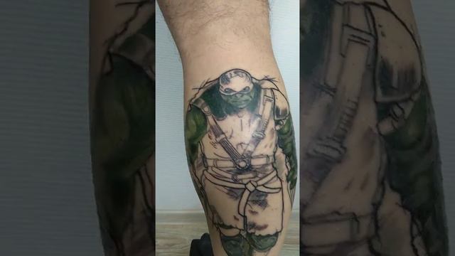 Тату в процессе. Рафаэль из черепашек ниндзя 🤗 смотреть онлайн