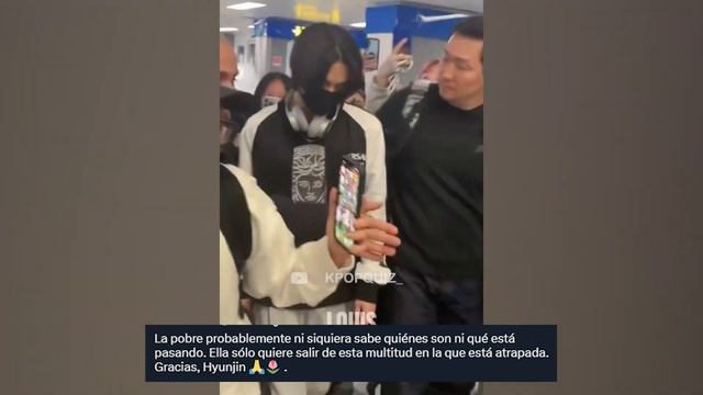 HYUNJIN DE STRAY KIDS ELOGIADO POR AYUDAR A UNA MUJER ENTRE LA MULTITUD + PENSABAN QUE ERA ACOSADOR