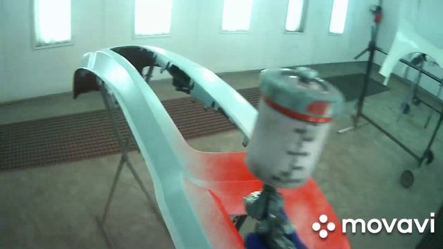 Окраска в камере крышка багажника и передний бампер.