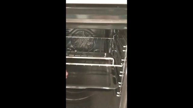 Встраиваемый духовой шкаф электрический SMEG SF700BS смотреть онлайн