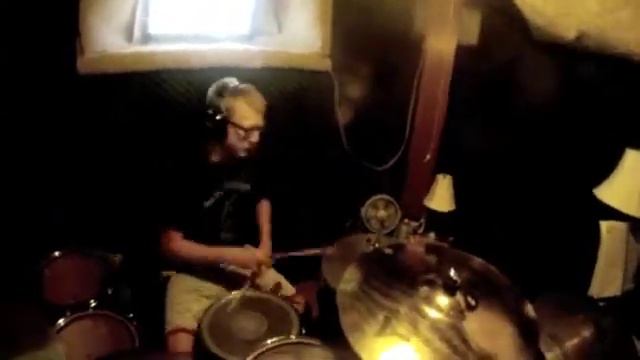6FOOT7FOOT Drum Cover FULL смотреть онлайн
